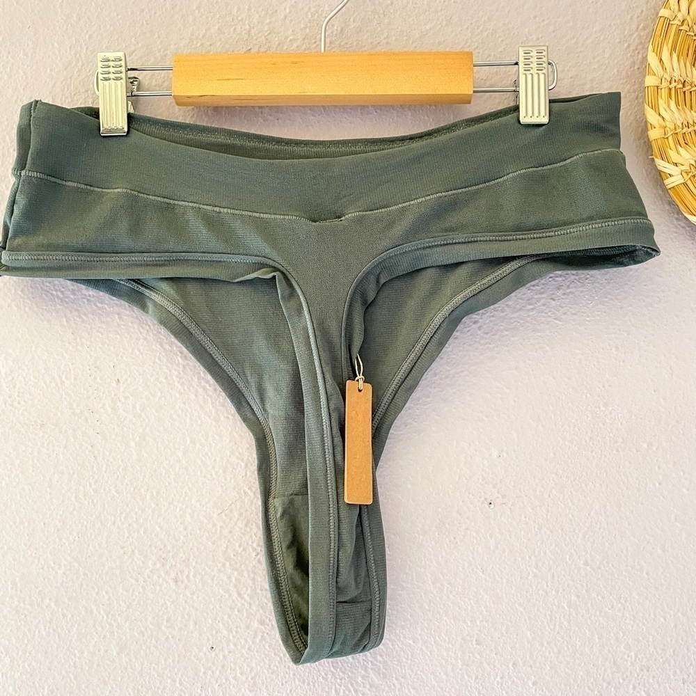 SKIMS Underwear Undie Set Size 4X - Picture 3 of 8